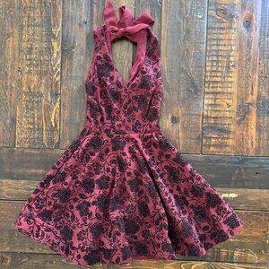 B Darlin dress. Juniors Size 1/2. EUC.